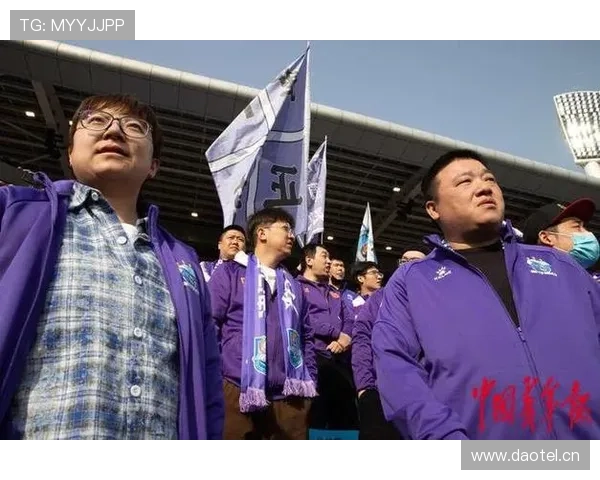 中超联赛新赛季揭幕战激烈上演 强强对决引爆球迷热情 - 副本 (2)